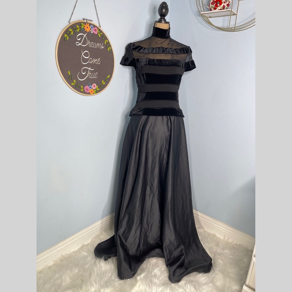 Tadashi Evening Gown Black Tie Dress Wedding Elegant New with tags